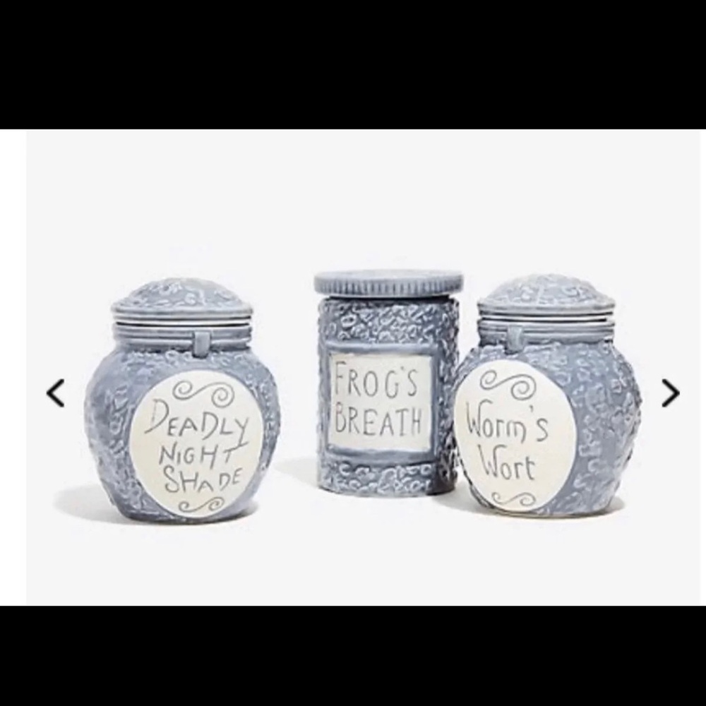 Nightmare NIB Sallys Glass Potion Jars